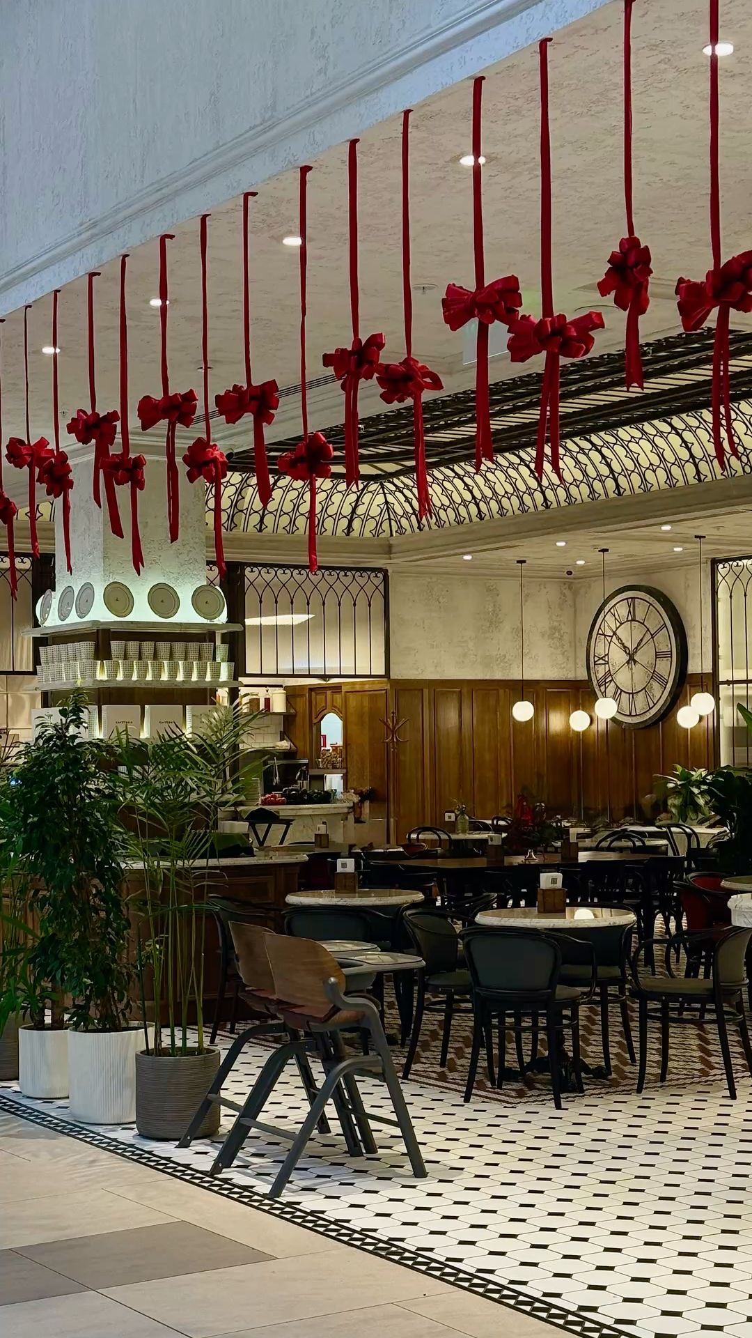 Café ribbon ceiling