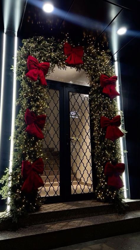 Velvet bow doorway